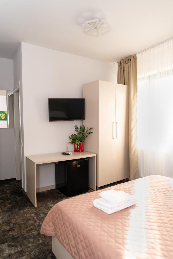 Forest M,Constanta Valu lui Traian Ngoại thất bức ảnh